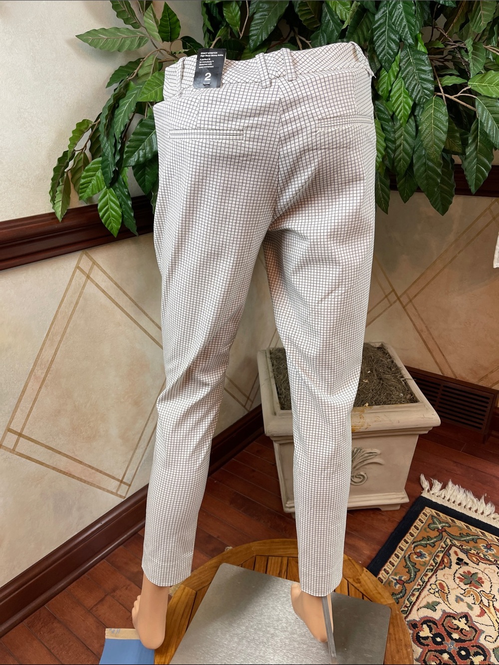 THE LIMITED EXACT STRETCH HIGH WAIST SKINNY ANKLE PANTS - Picture 4 of 10